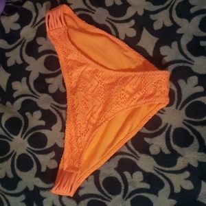 Size large bathing suit bottom